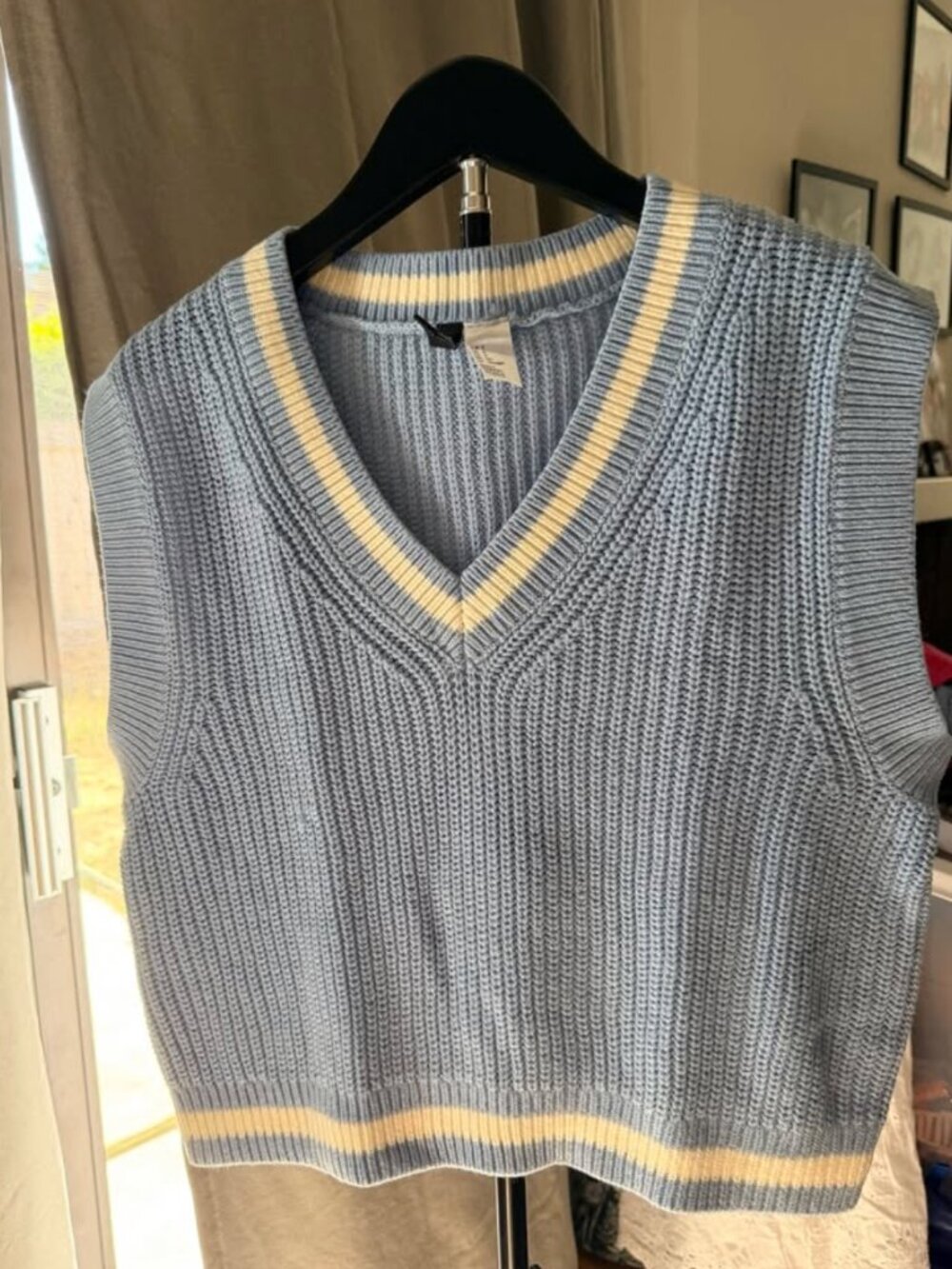 H&M Blue-white knitted (S-M/never worn)